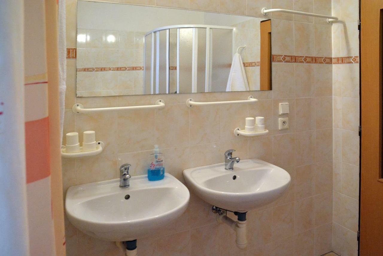 Penzion Horalka Hlinsko Ngoại thất bức ảnh