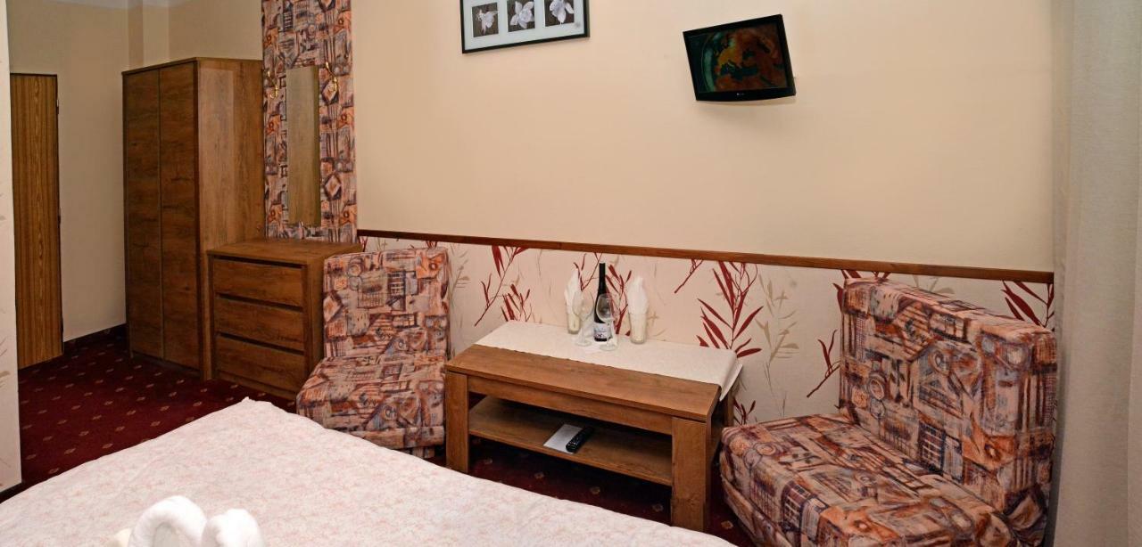 Penzion Horalka Hlinsko Ngoại thất bức ảnh